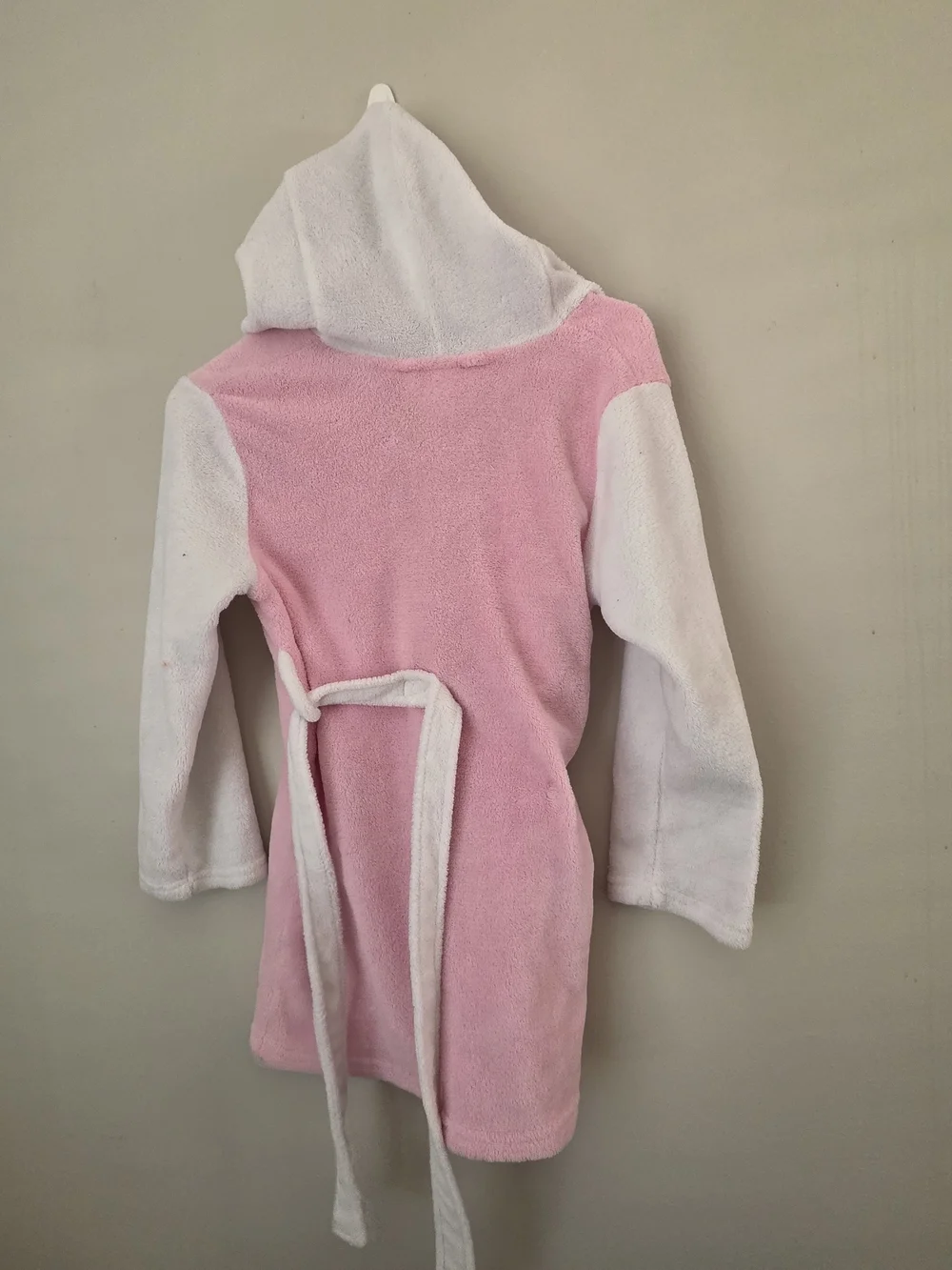 Hello Kitty Plush Hooded Kids Robe in Pink and White